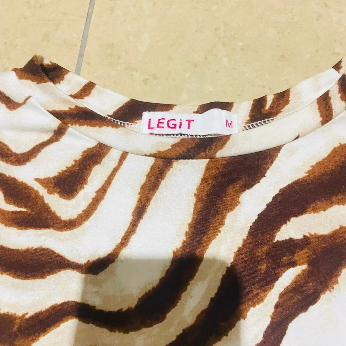LEGiT Animal Print Long Sleeve Crop Top