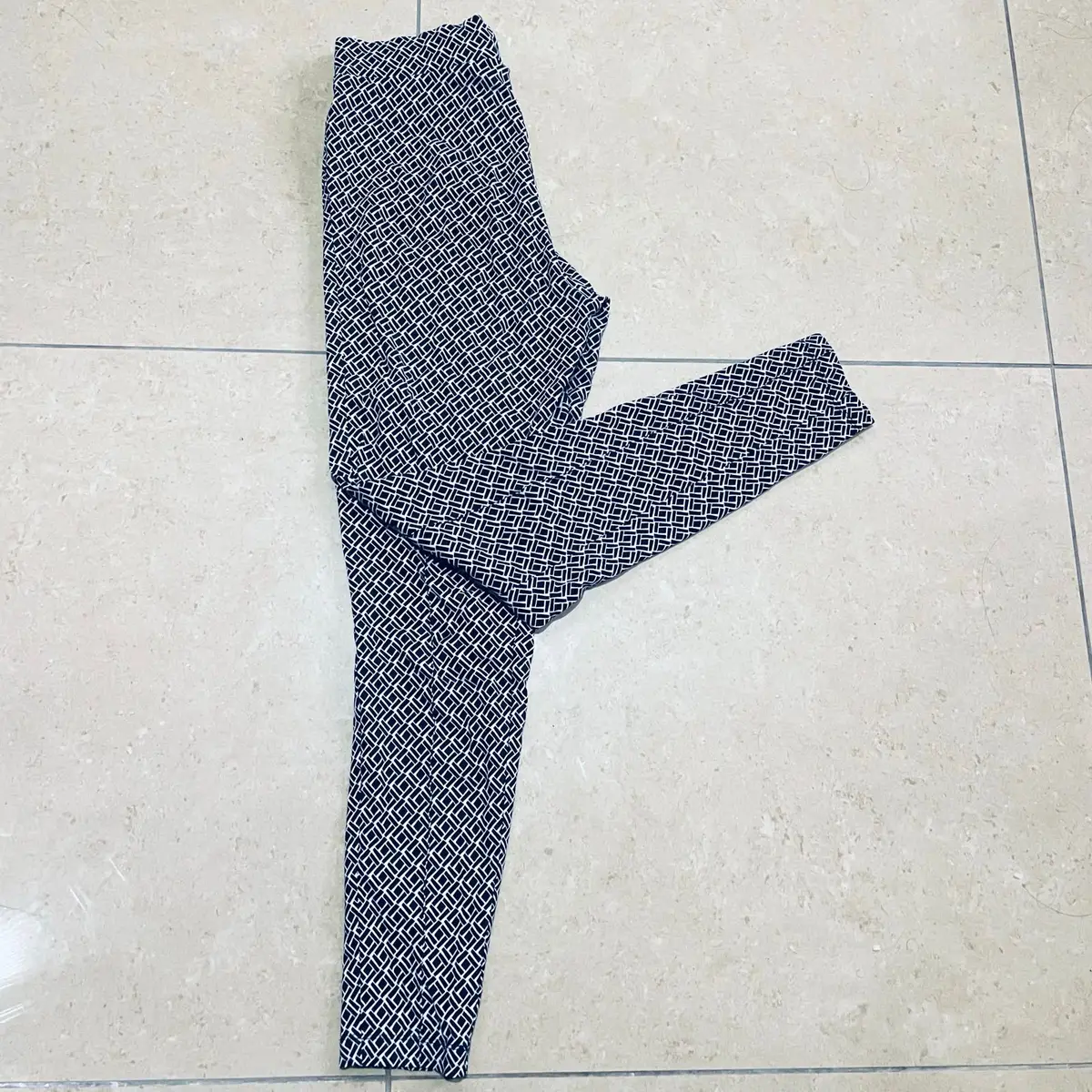 Foschini Patterned Geometric Leggings