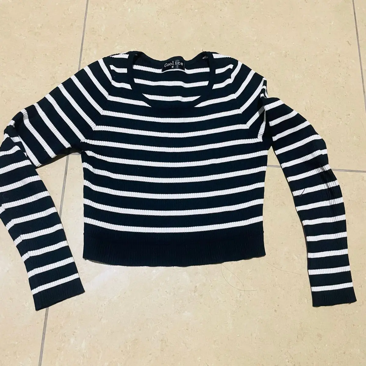 Coolice Black and White Striped Long Sleeve Top