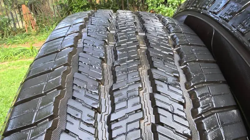 MRF Wanderer SUV tyres x 4 255/60R18