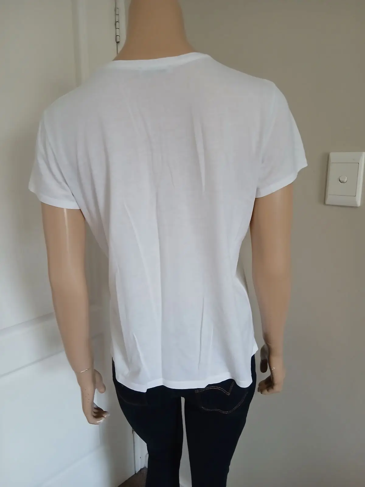 Zara White T-Shirt With Appliqué Motifs