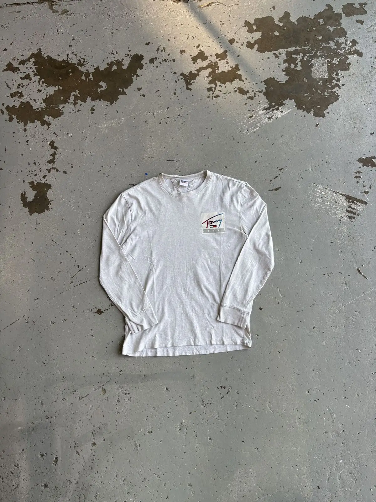 Tommy Hilfiger Tommy Jeans Long Sleeve T-Shirt Grey