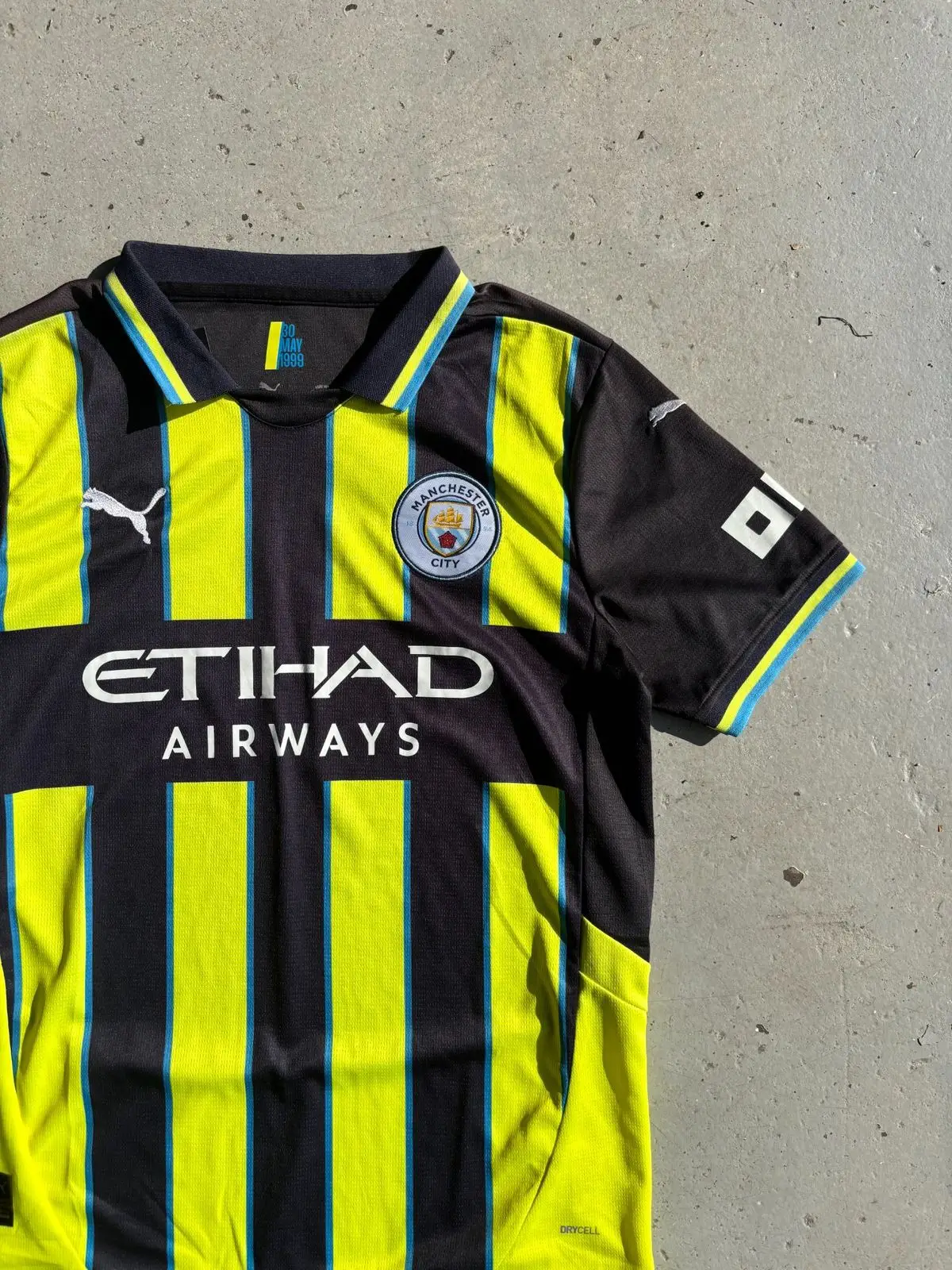 Manchester City 22/23 Away Jersey