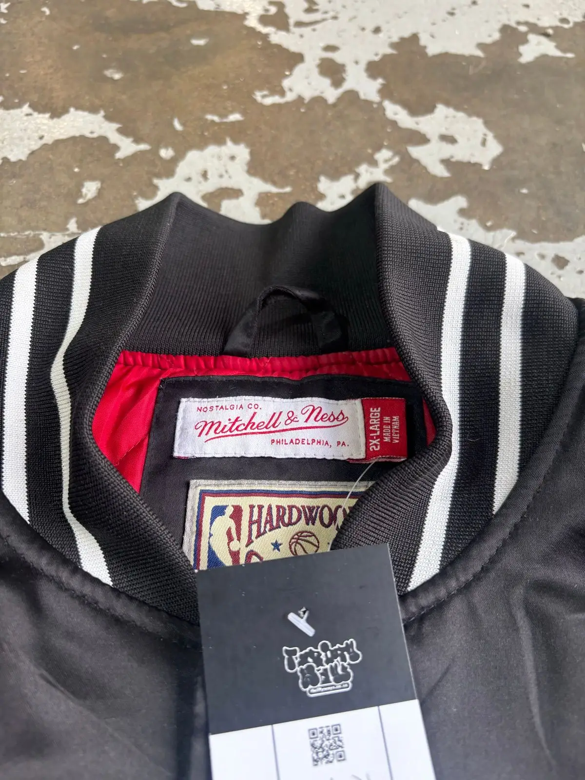 Mitchell & Ness Chicago Bulls Satin Varsity Jacket