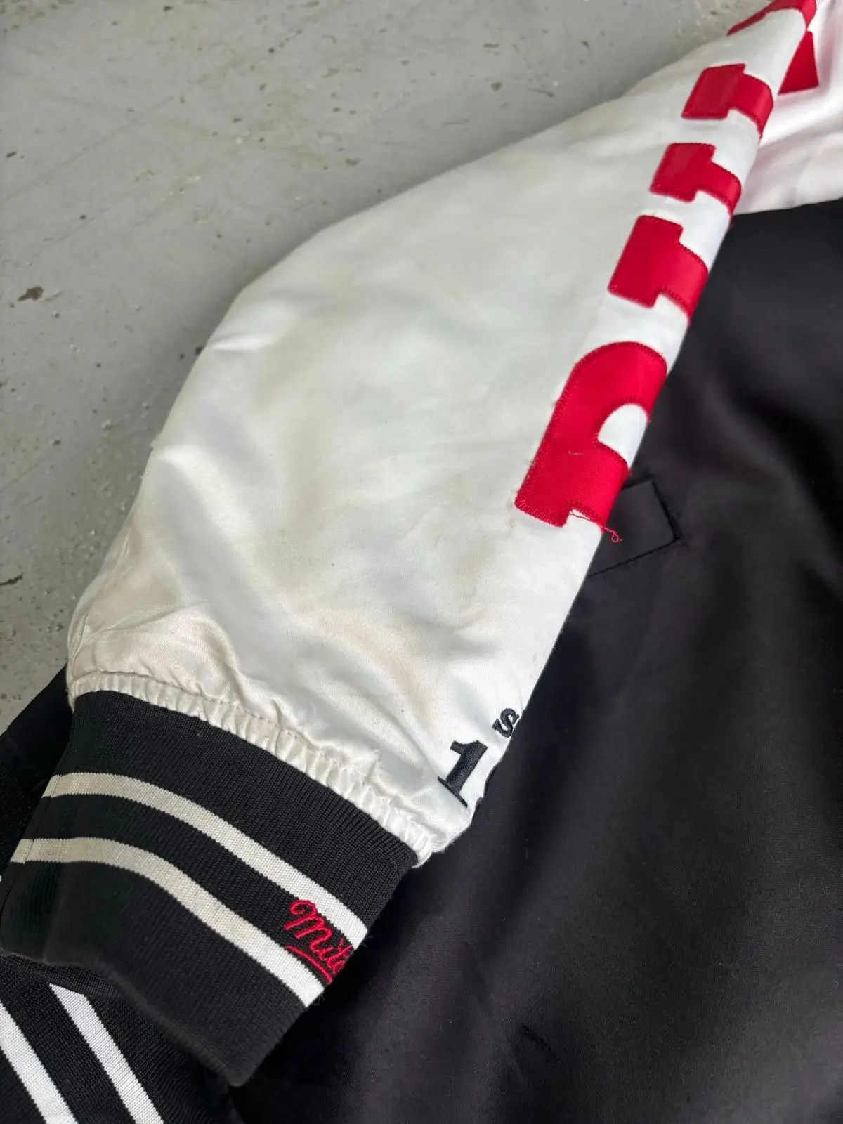 Mitchell & Ness Chicago Bulls Satin Varsity Jacket