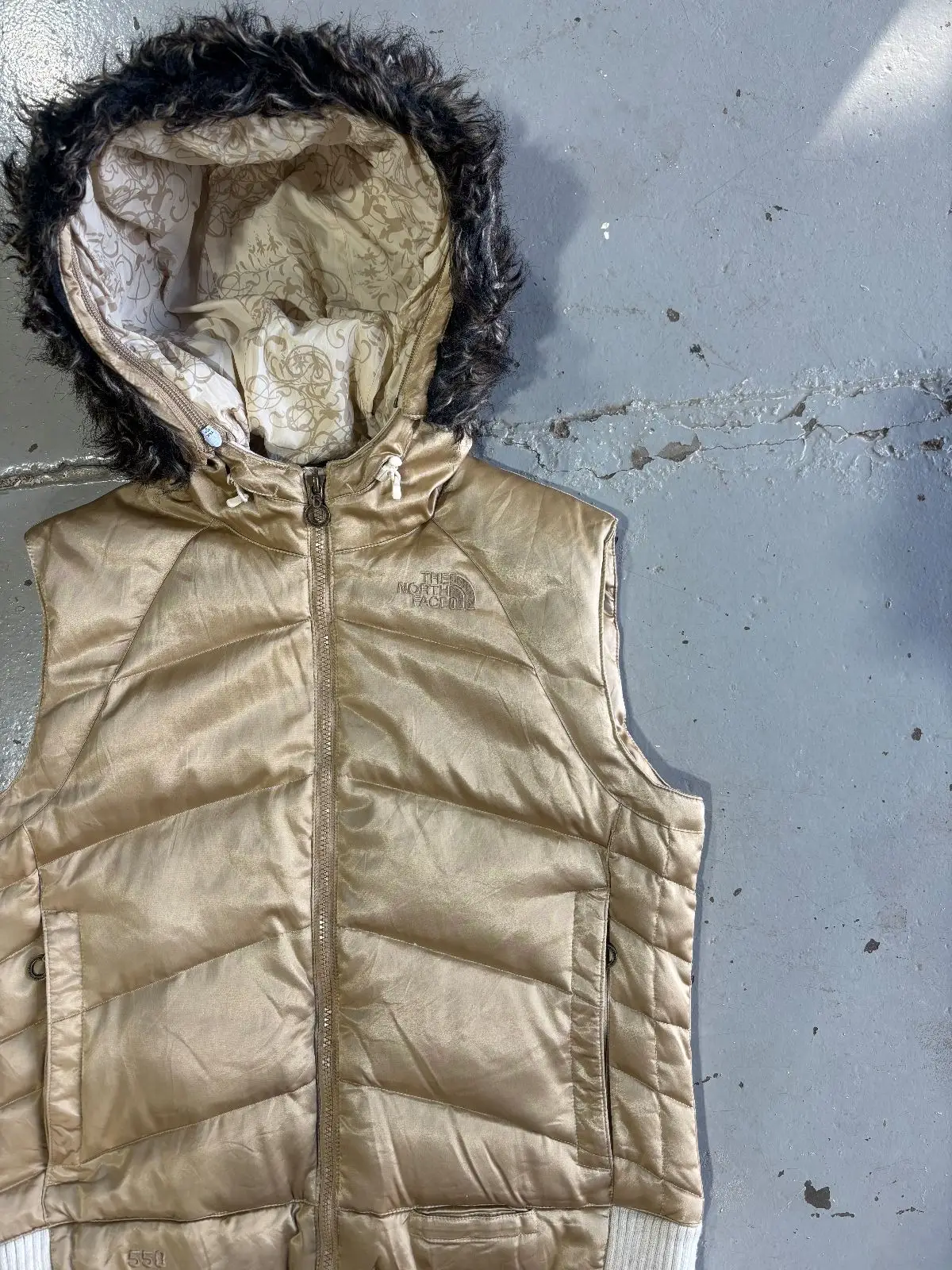 The North Face 550 Puffer Vest Gold with Fur Hood