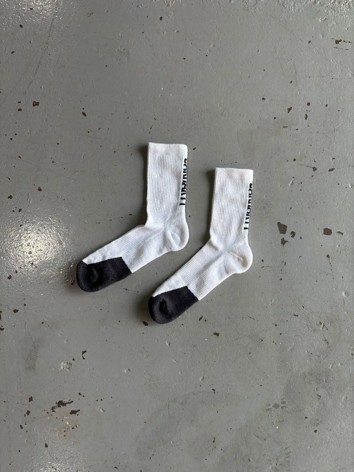 Carhartt Crew Socks White and Black