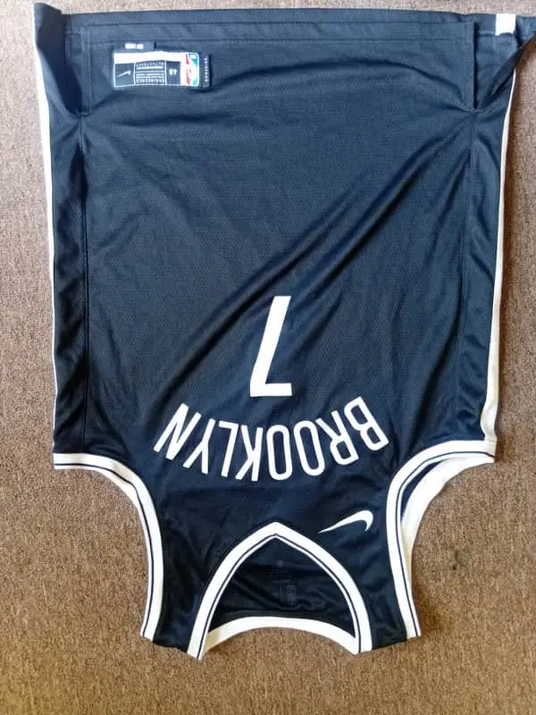 Nike Original icon edition black swingmanBrooklyn nets (Kevin durant) like new no stains no holes perfect
