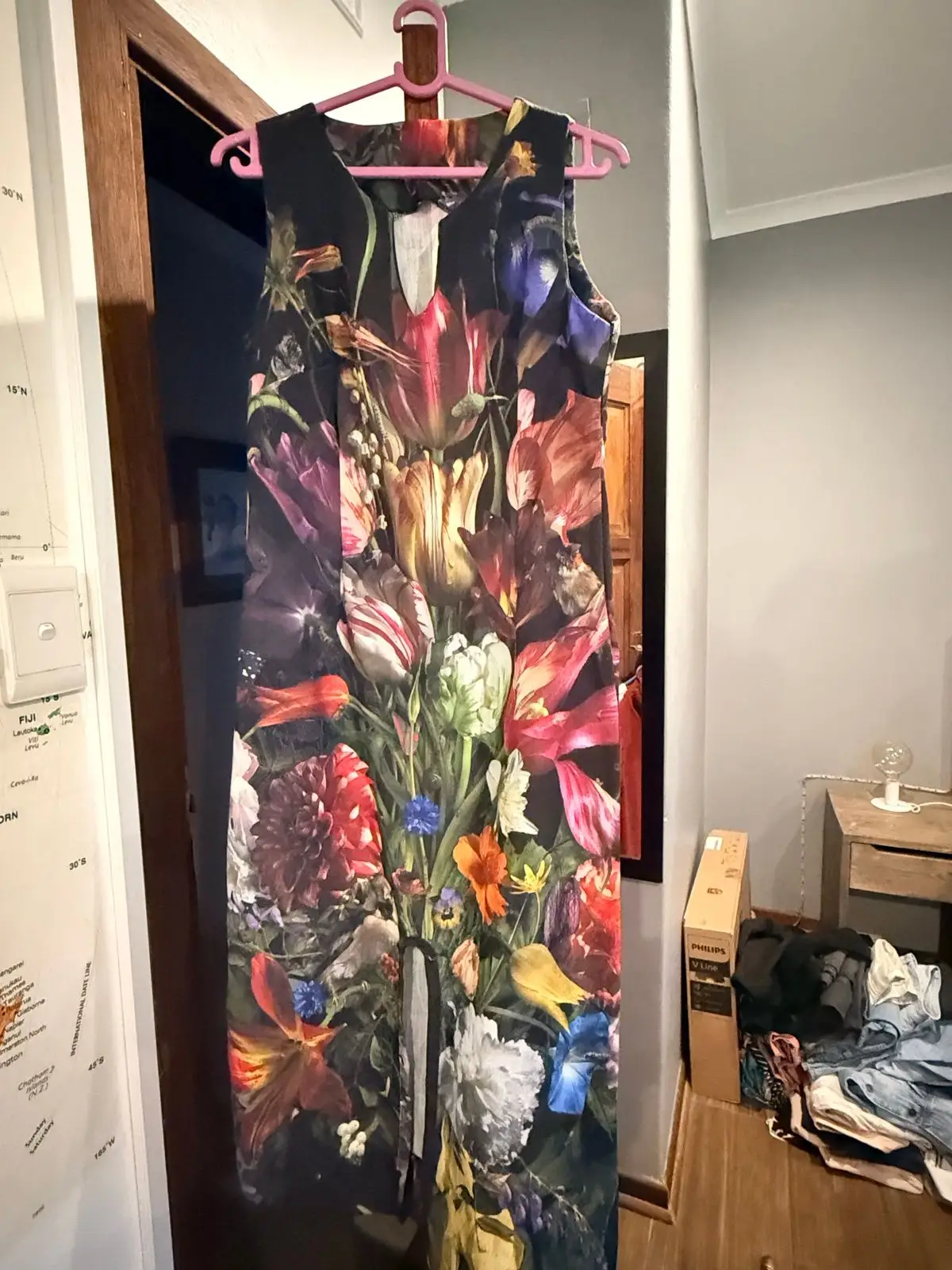 Floral Print Sleeveless Maxi Dress