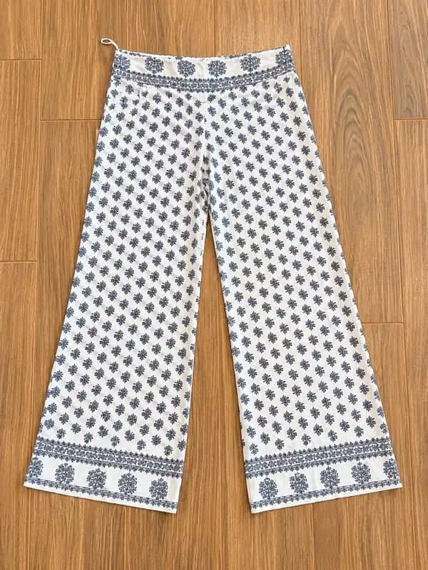 Instinct Cream & Navy Wide-Leg Printed Pants
