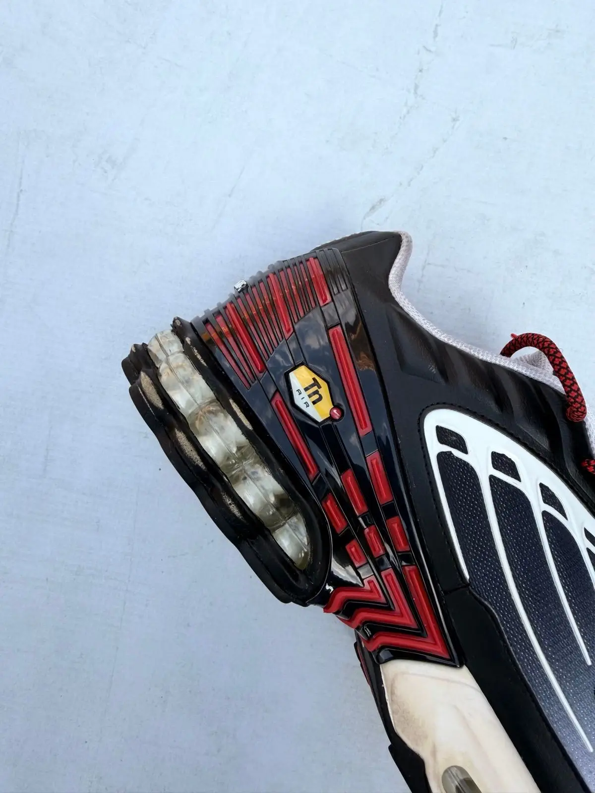 Nike Air Max Plus TN Black Red