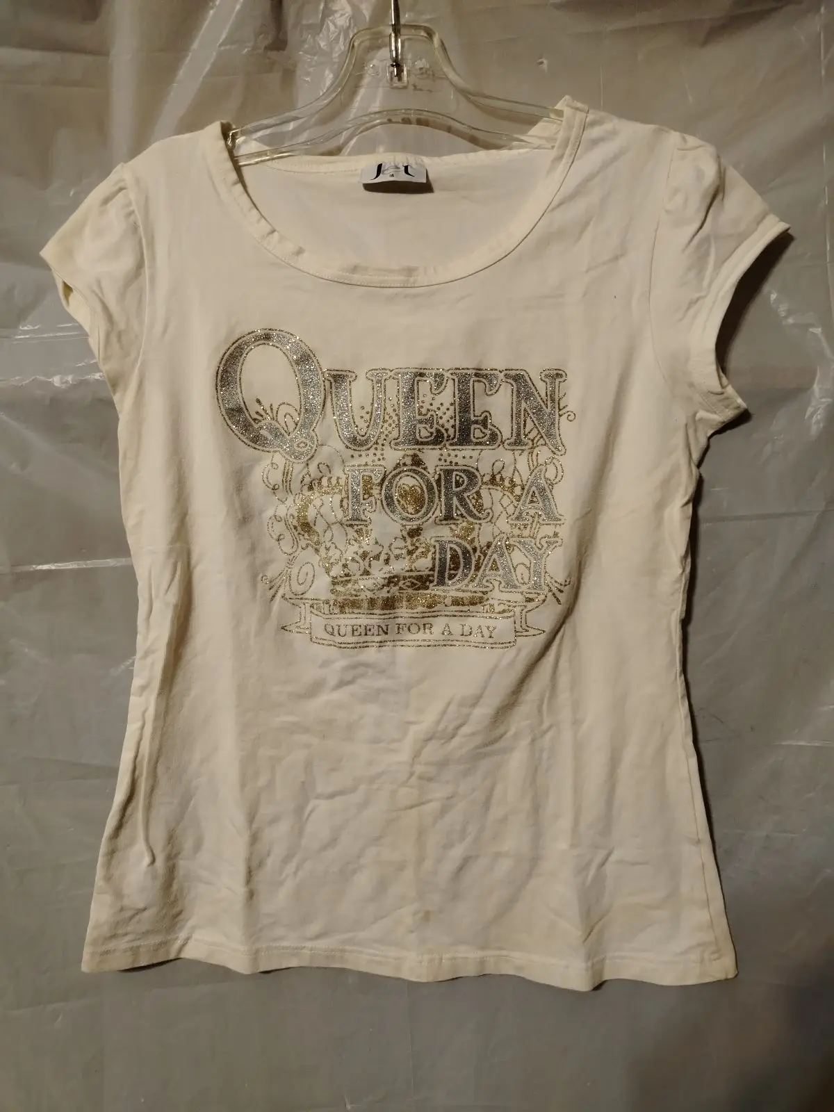 Jet Queen For A Day Graphic T-Shirt