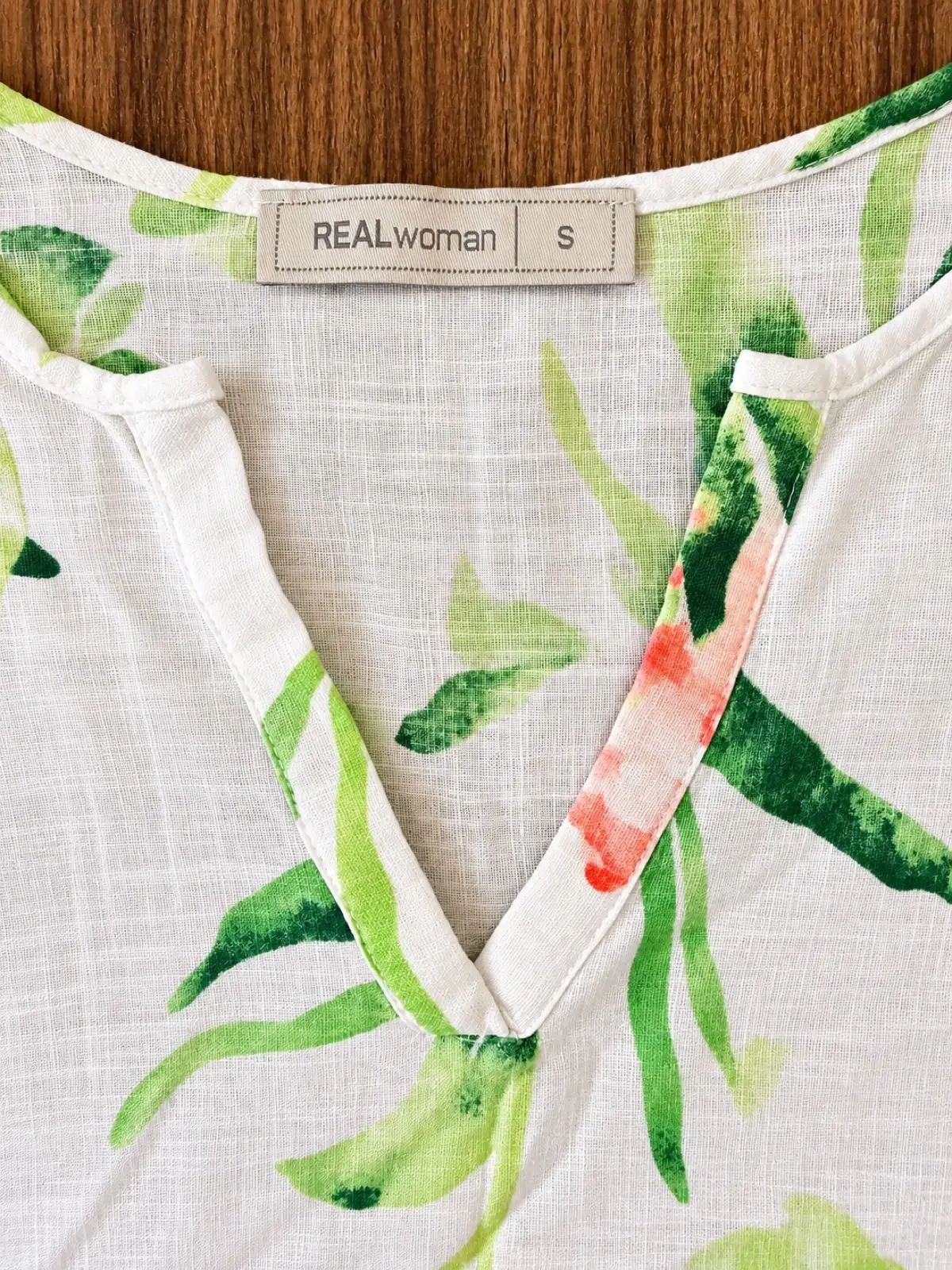 Real Comfort Floral V-Neck Tunic Top