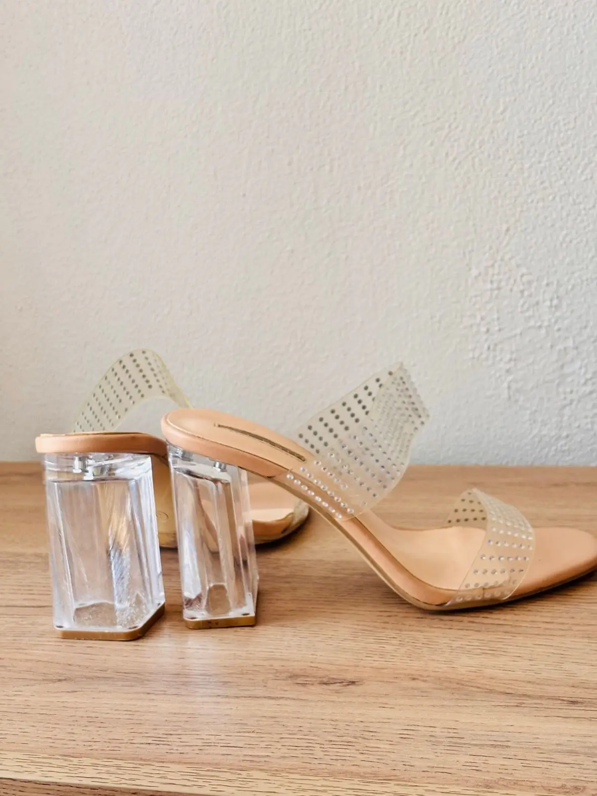 B7SSI Clear Rhinestone Block Heel Sandals