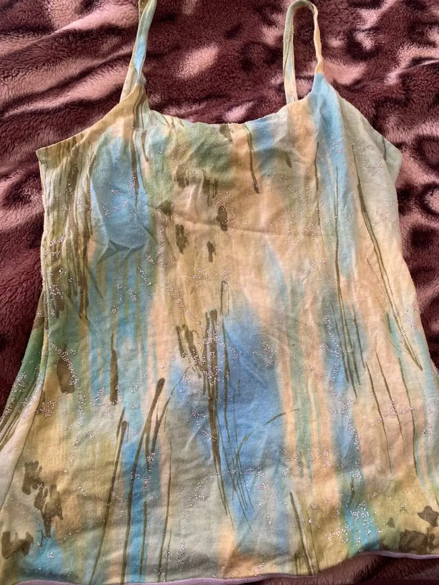 Cute Top has no tags but fits a size medium