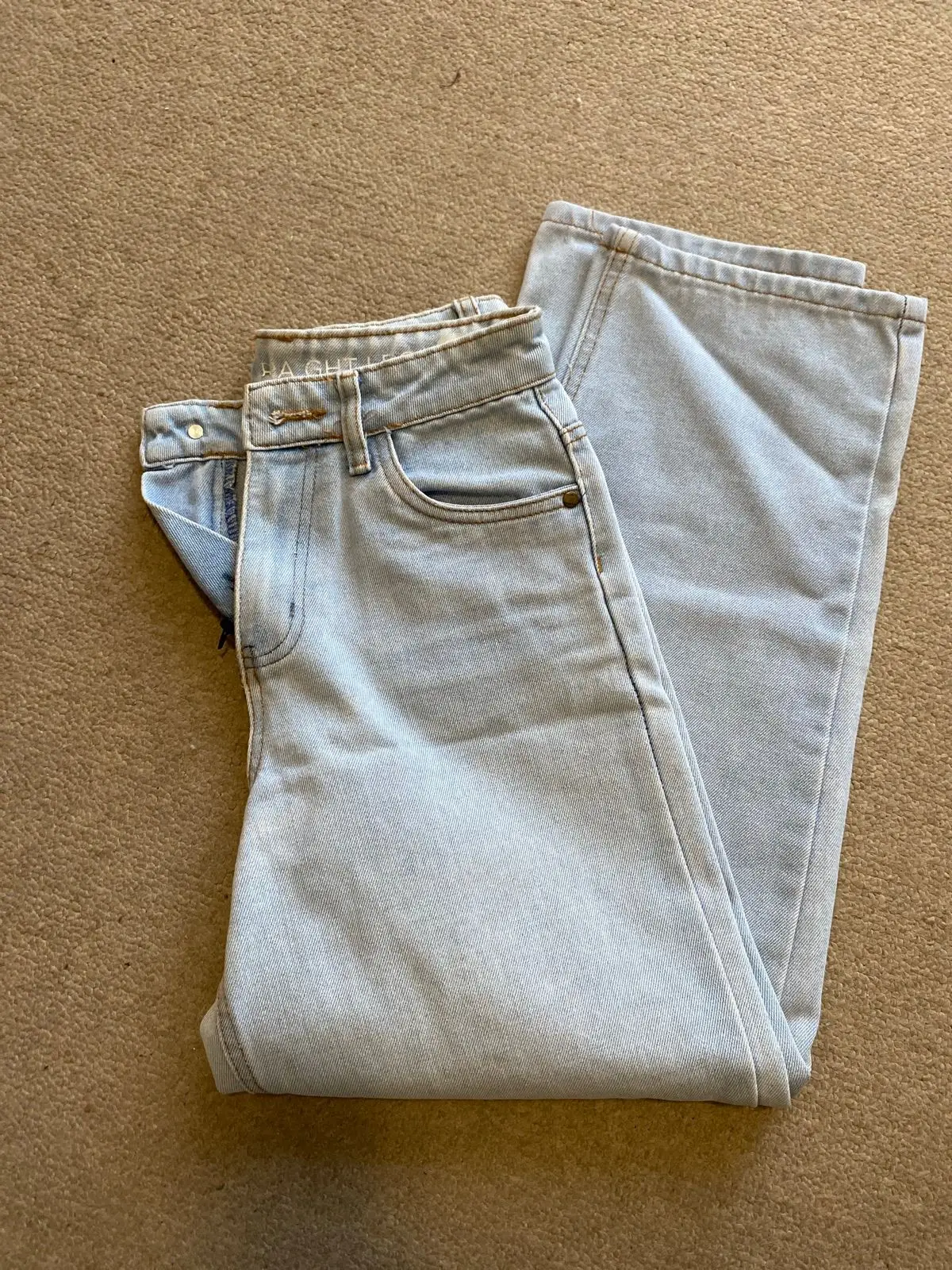 Ackermans Light Wash Straight Leg Jeans