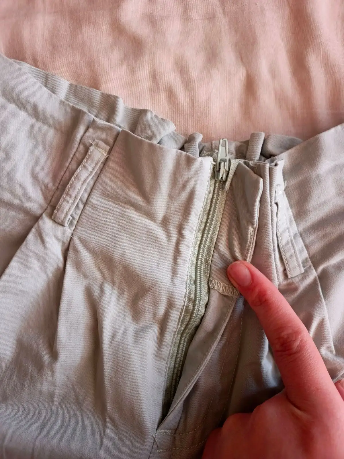 Jet Grey Pleated Cuffed Shorts