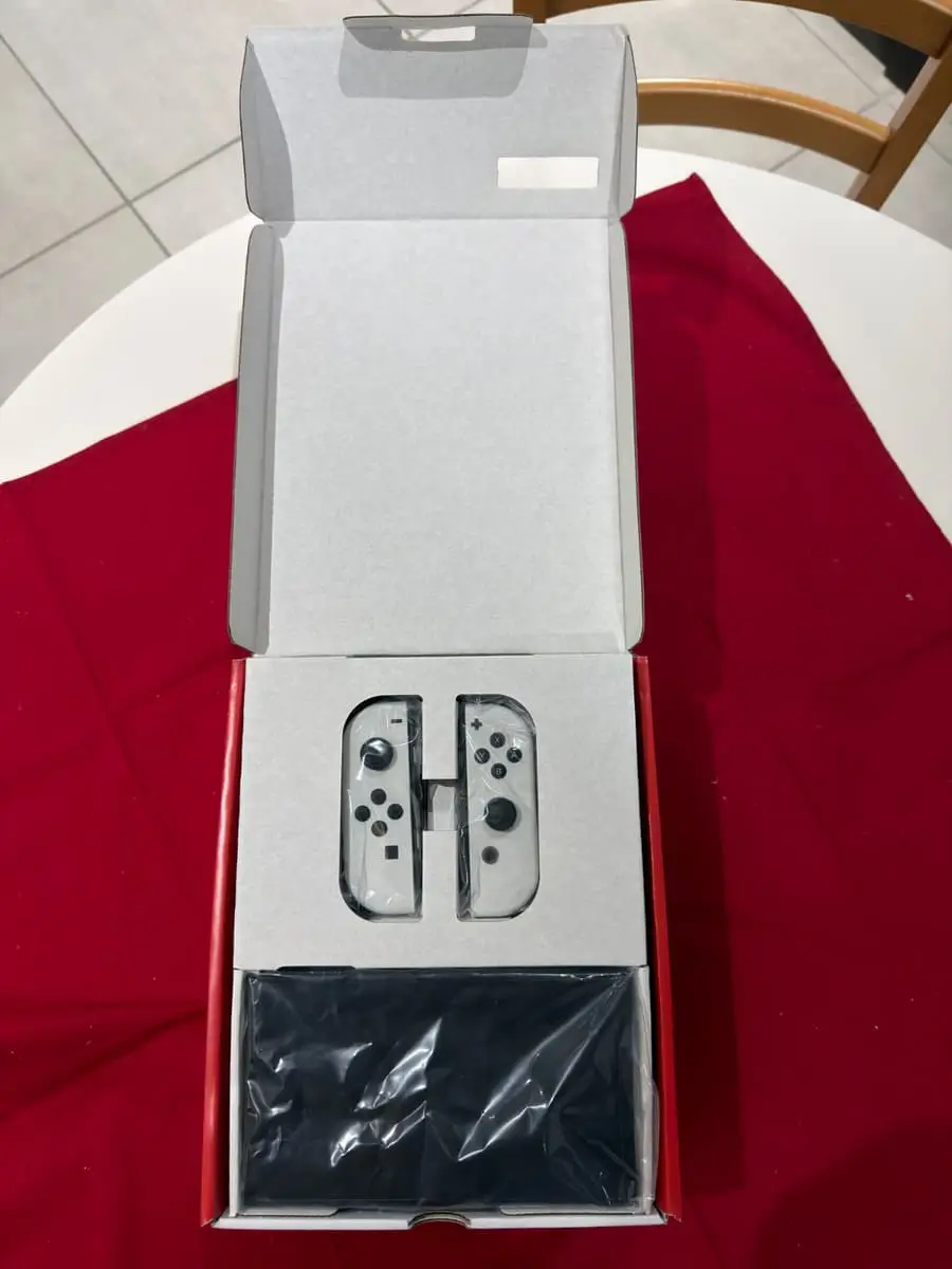 Nintendo Switch OLED White (Picofly Modded) Complete Bundle