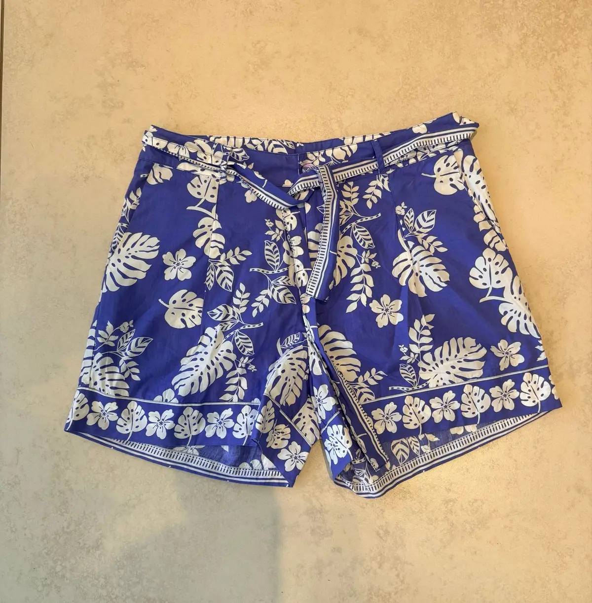 Woolworths Blue Floral Print Shorts Size 12