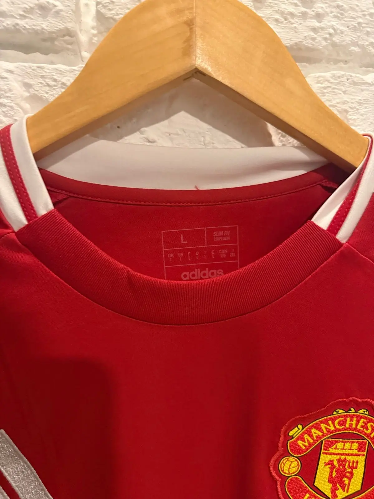 Manchester United Home Jersey 2024/25 Snapdragon