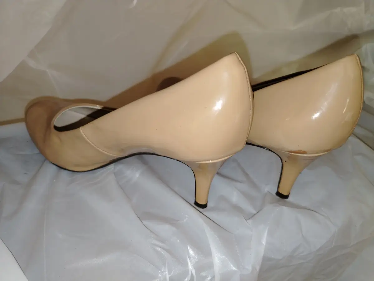 Woolworths Nude Patent Court Heels Size 6