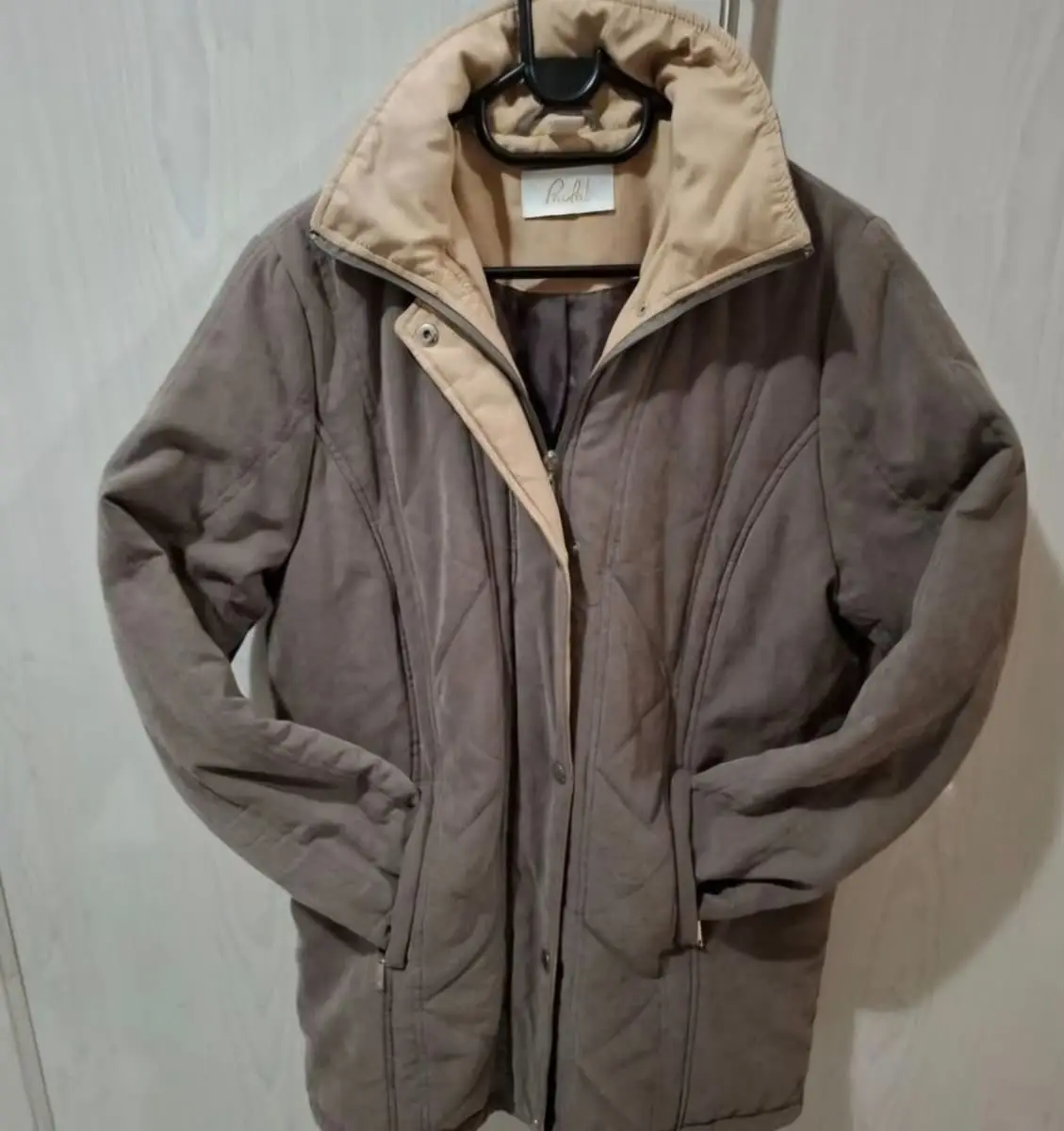 VINTAGE PAOLA! EUROPEAN BOUTIQUE QUILTED JACKET - MINK / TAUPE