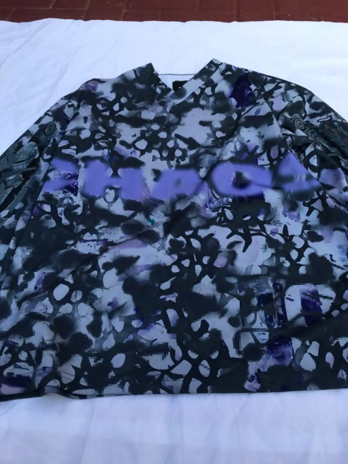 Long Sleeve Patterned Top with Chaos Print