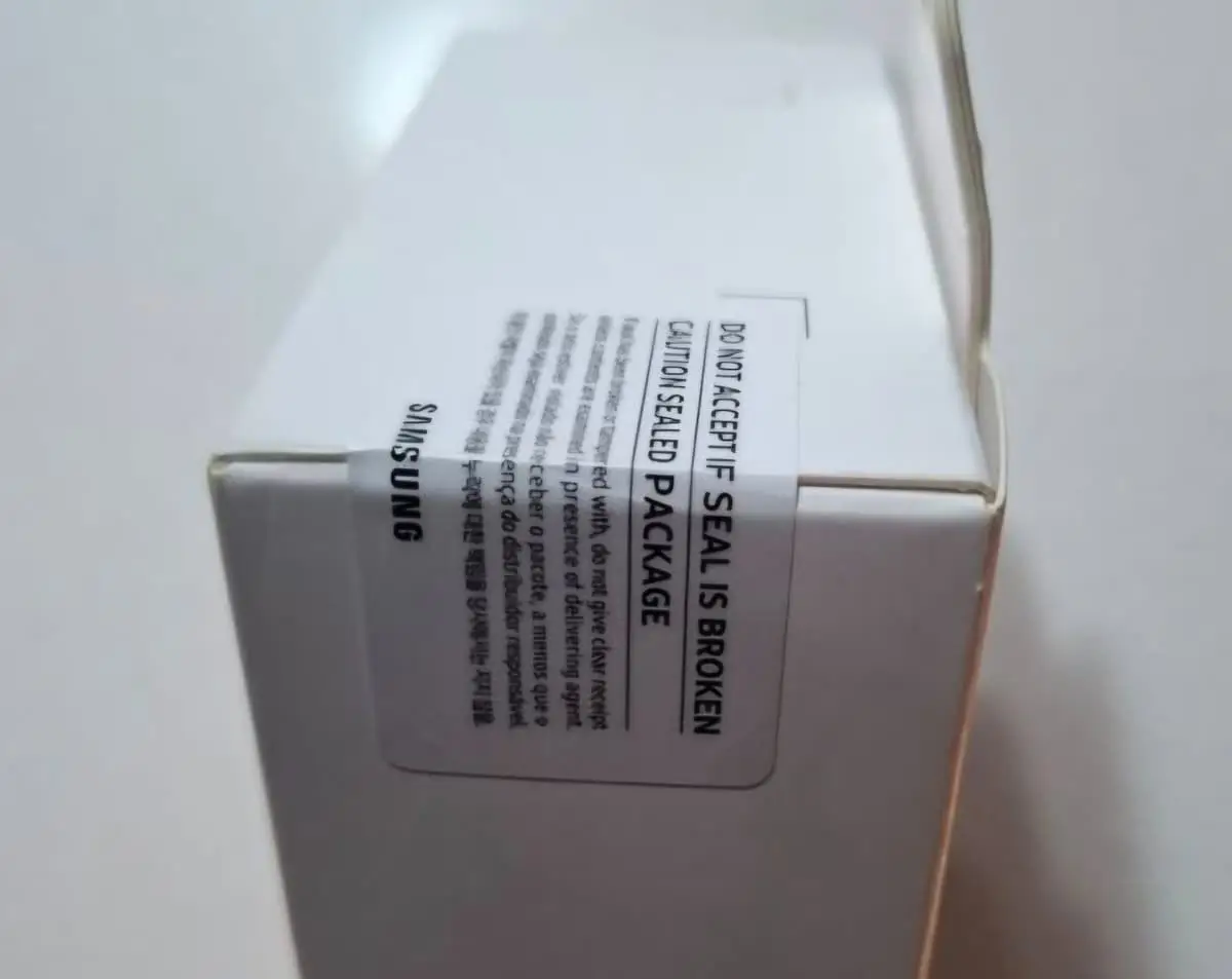 SAMSUNG GALAXY FIT3 SMARTWATCH (GREY)