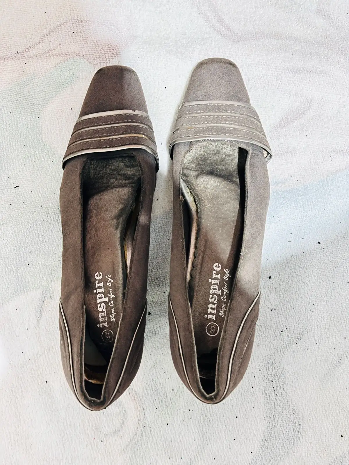 Inspire Grey Comfort Heels Size 9