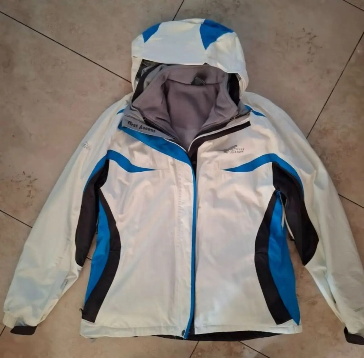 FIRST ASCENT VAPOURTEX 3-IN-1 JACKET