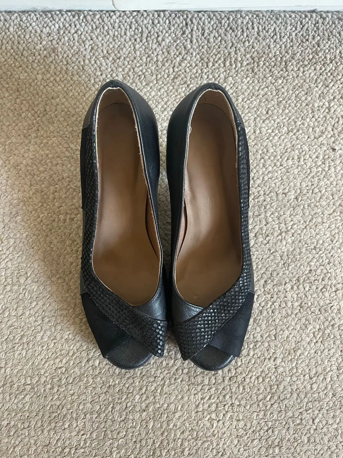 Froggie Shoes Froggie Black Peep-Toe Heels Size 6