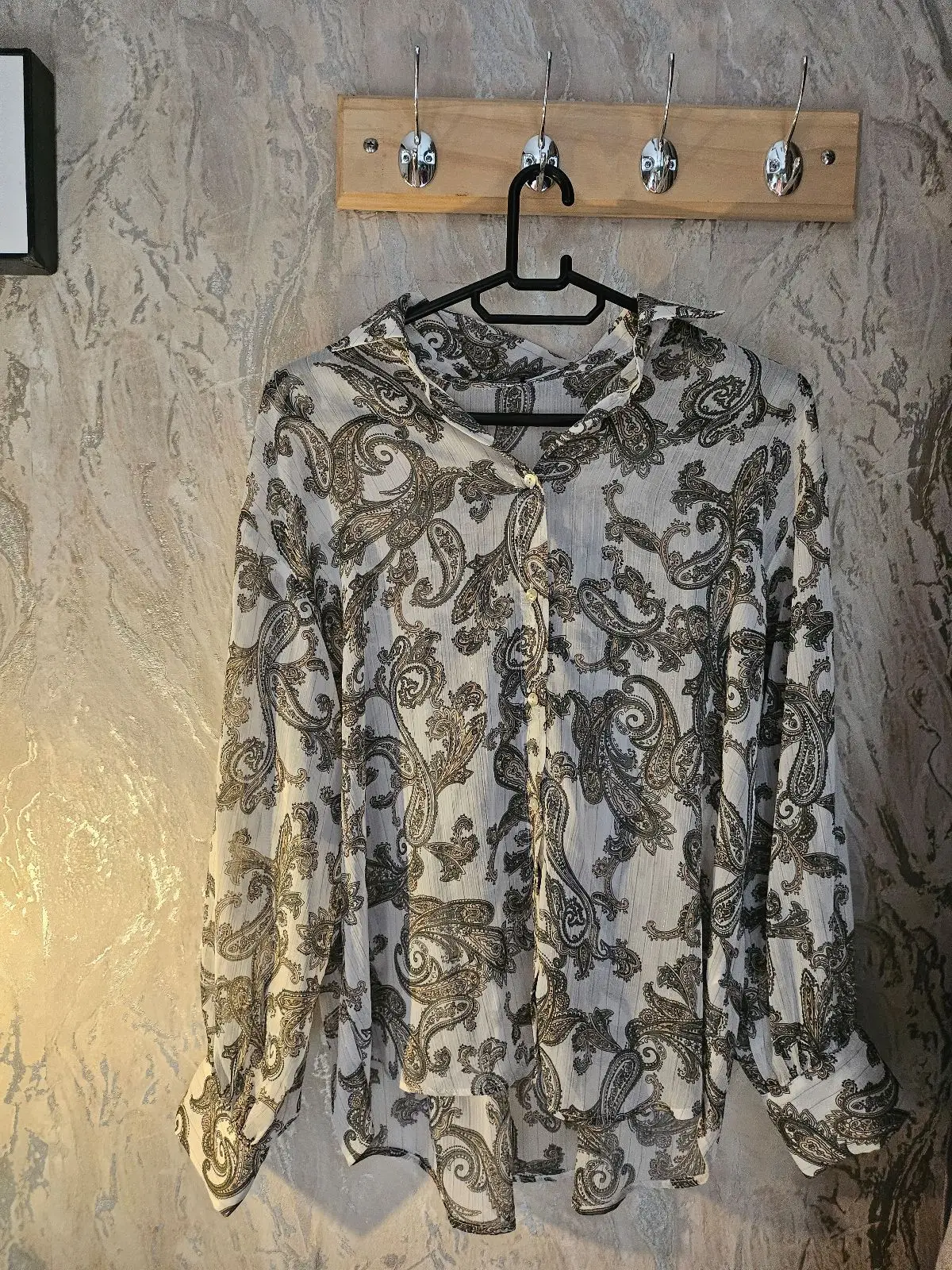 Zara Paisley Print Long Sleeve Button-Down Shirt