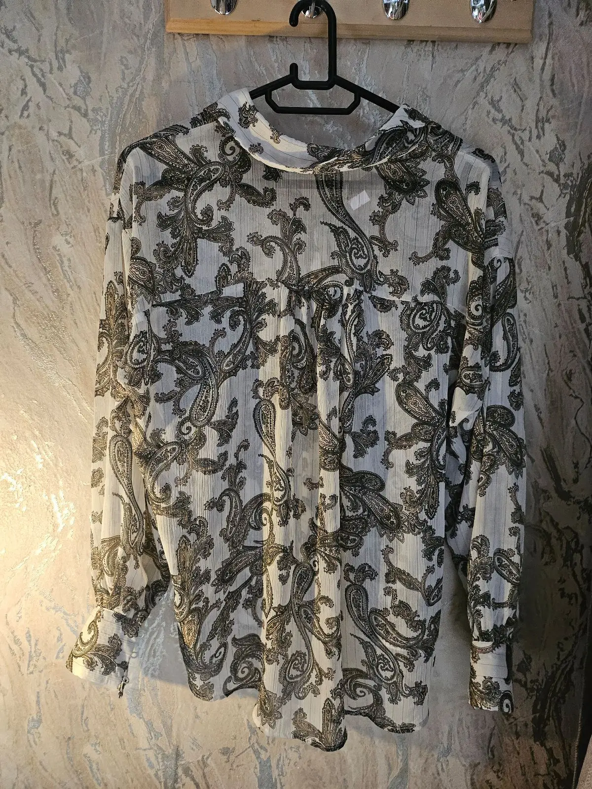 Zara Paisley Print Long Sleeve Button-Down Shirt