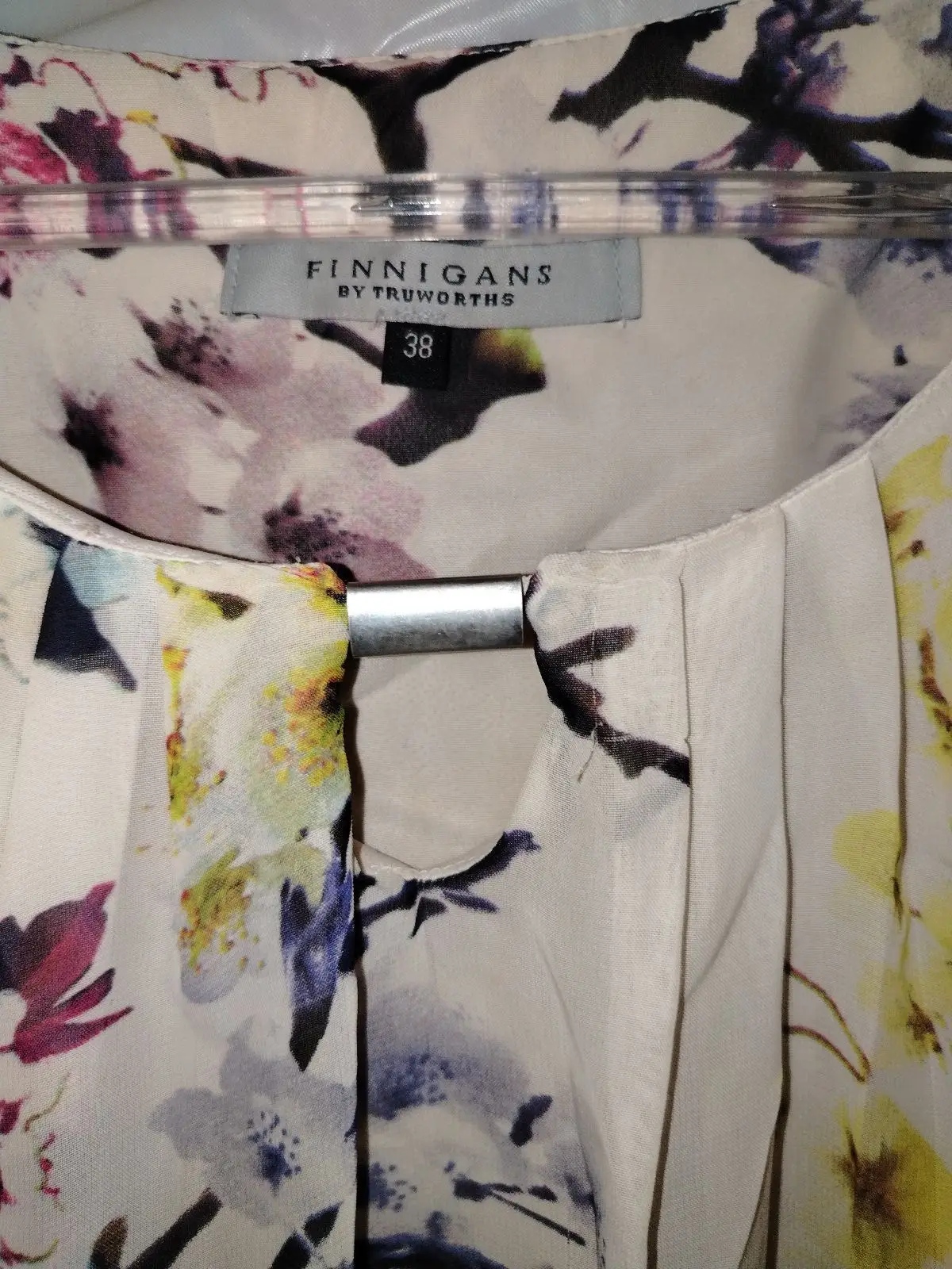 Finnigans by Truworths Floral Blouse Size 38
