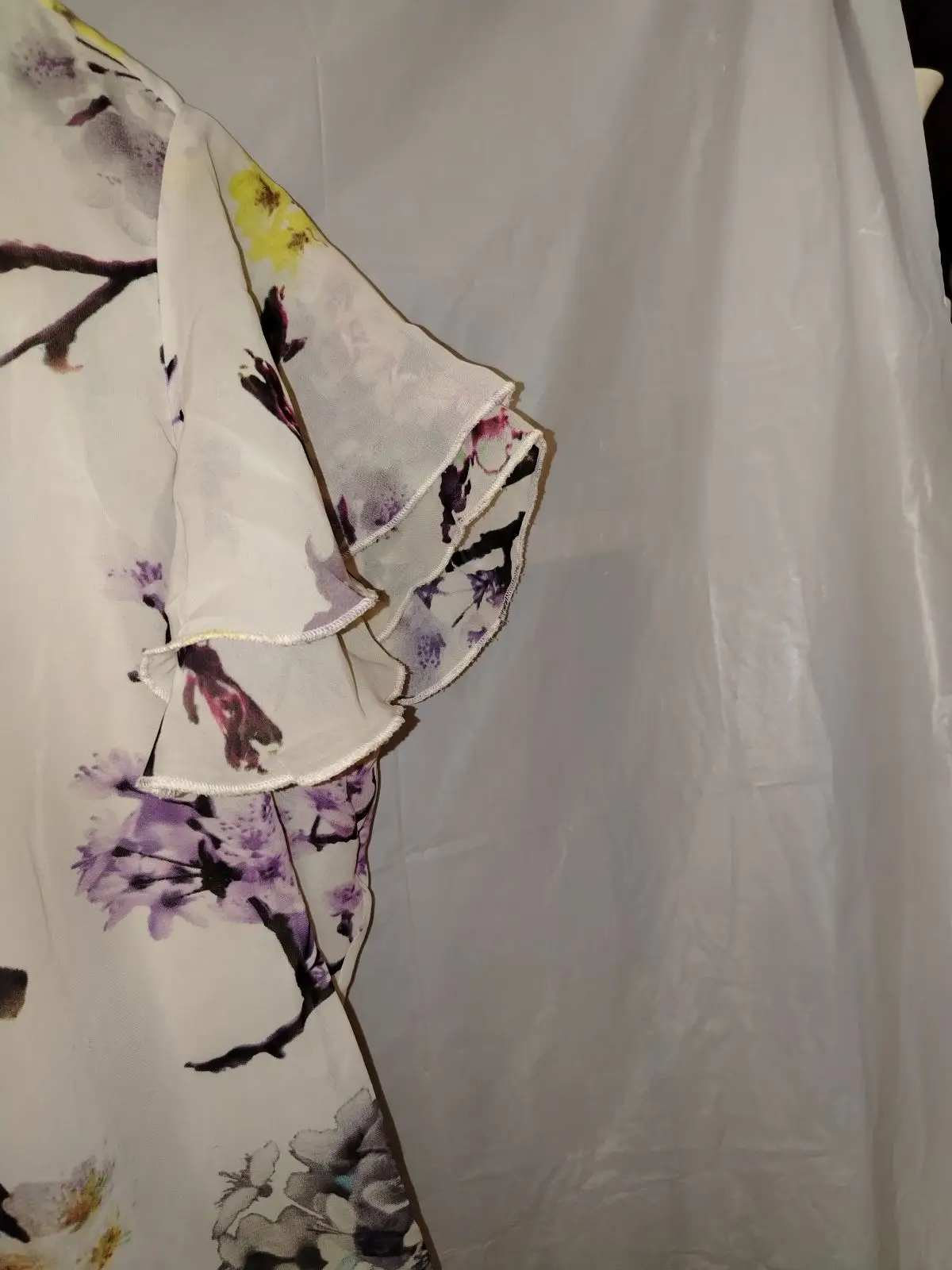 Finnigans by Truworths Floral Blouse Size 38