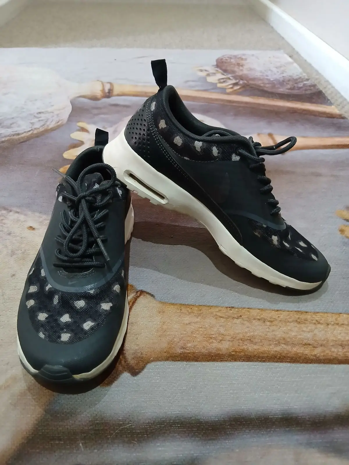 Nike Air Max Dotted Sneakers