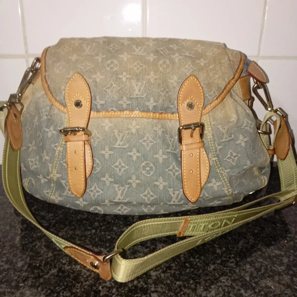 Preloved women's bag