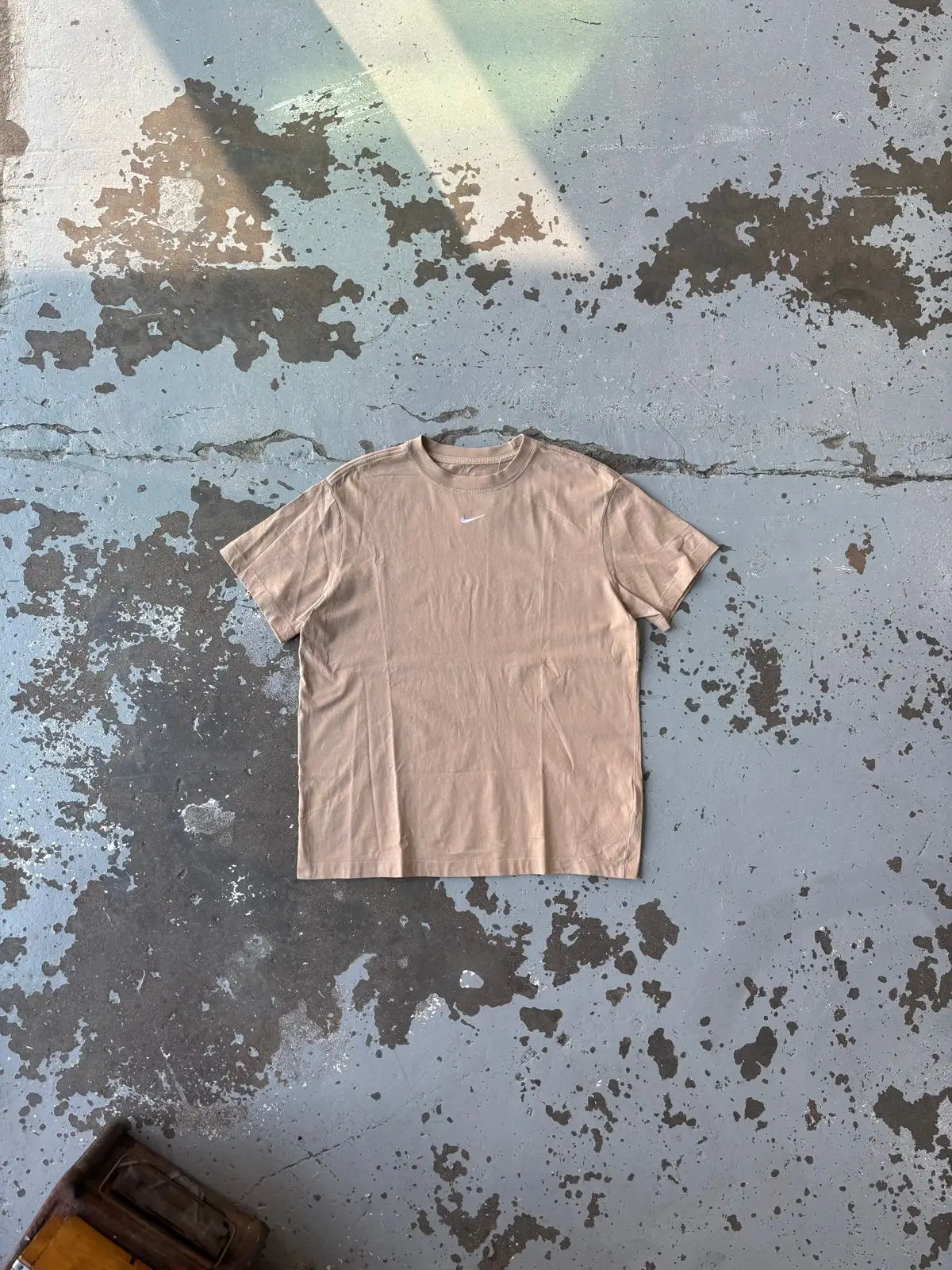 Nike Brown T-Shirt with Center Swoosh