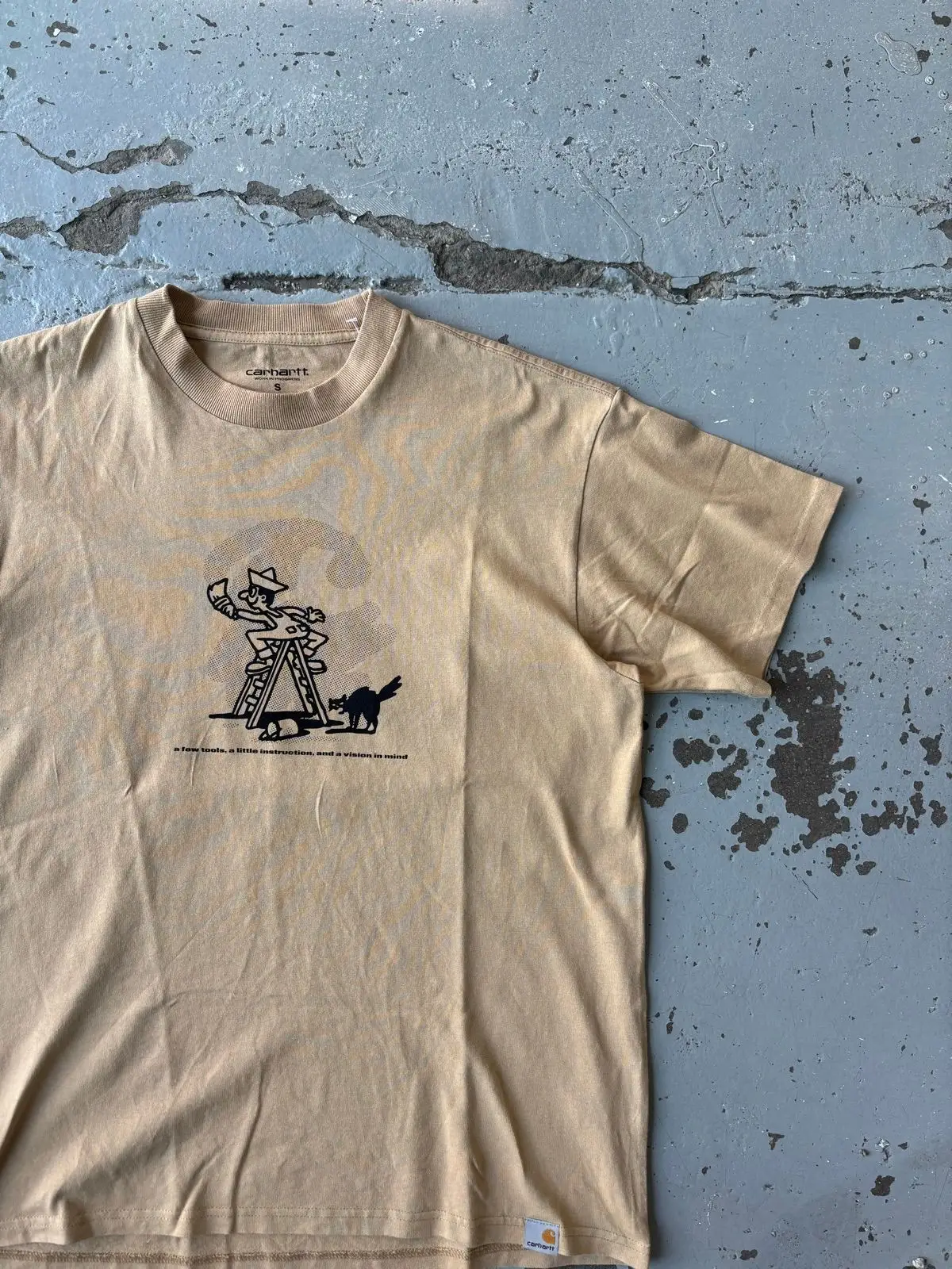 Carhartt Graphic T-Shirt Beige Small