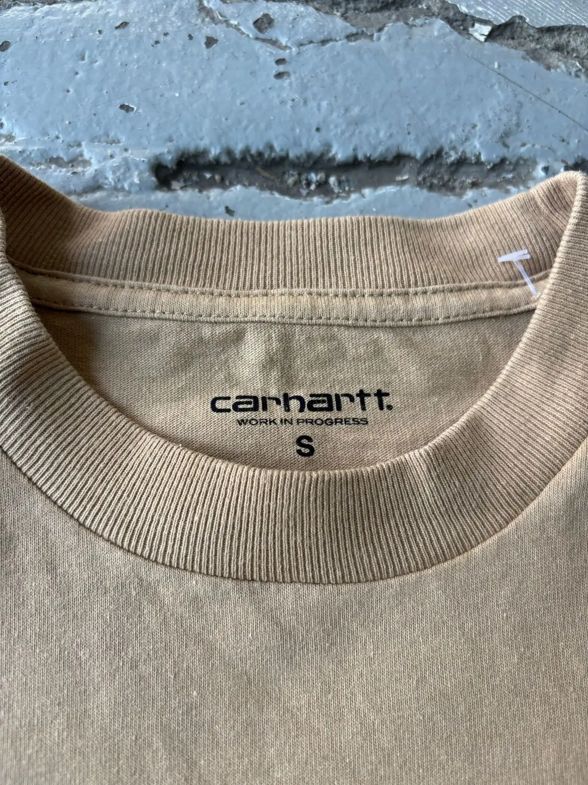 Carhartt Graphic T-Shirt Beige Small