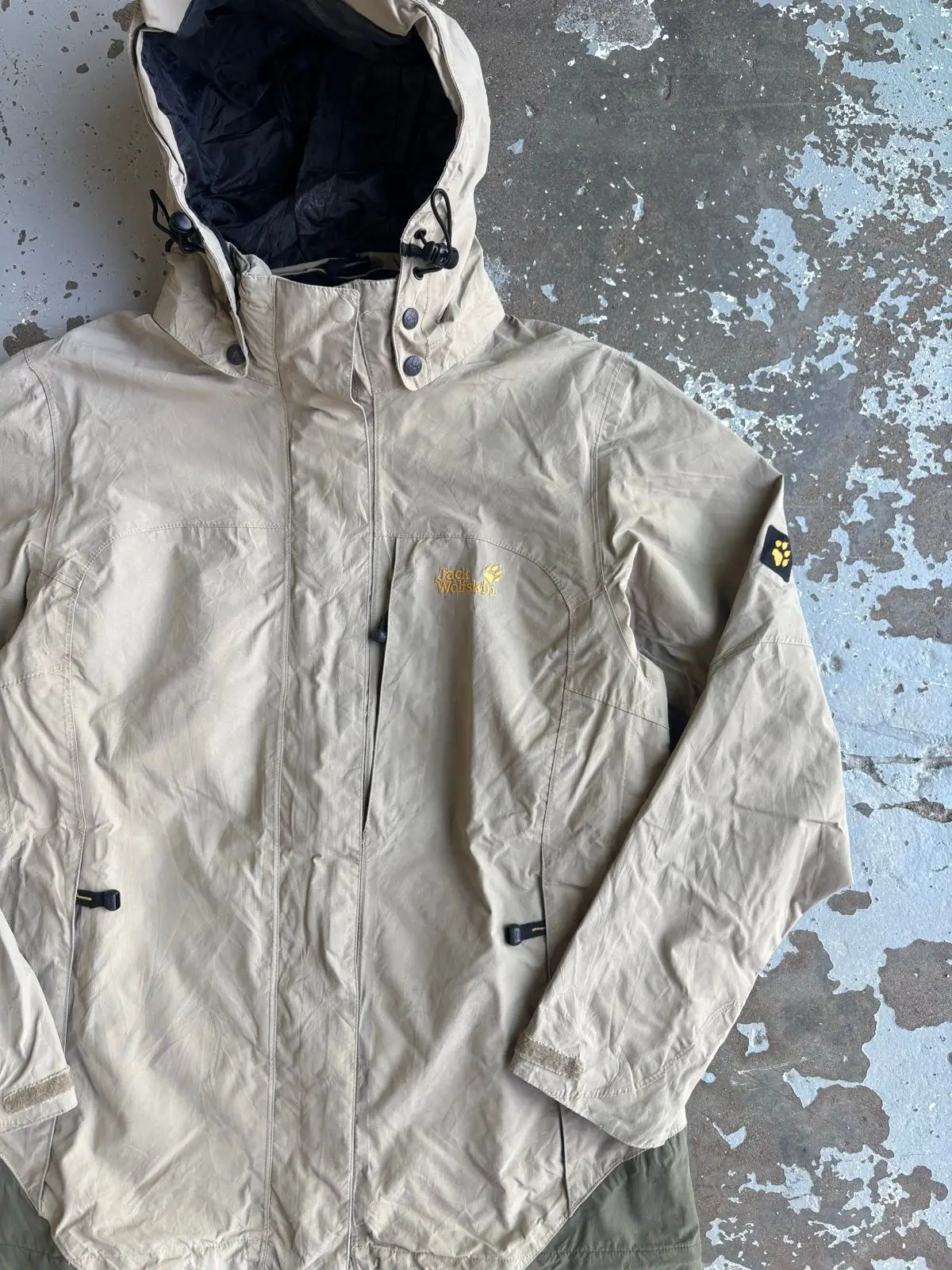 Jack Wolfskin Beige Hooded Jacket