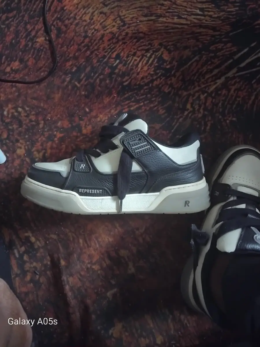 Represent Sneaker