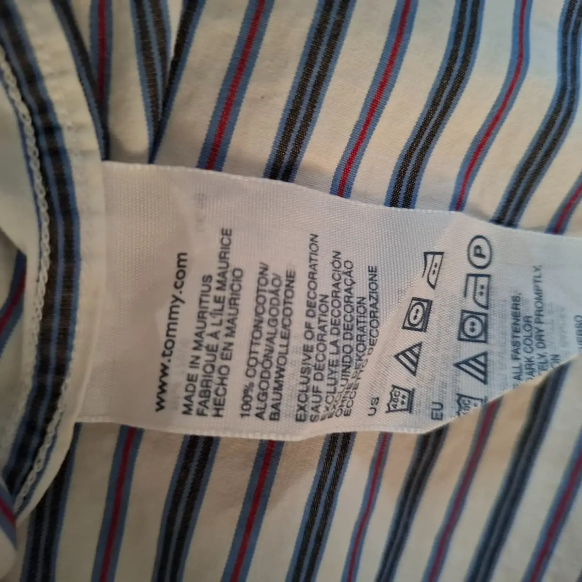 Tommy Hilfiger Striped Cotton Button-Down Shirt (Size L) - Like New