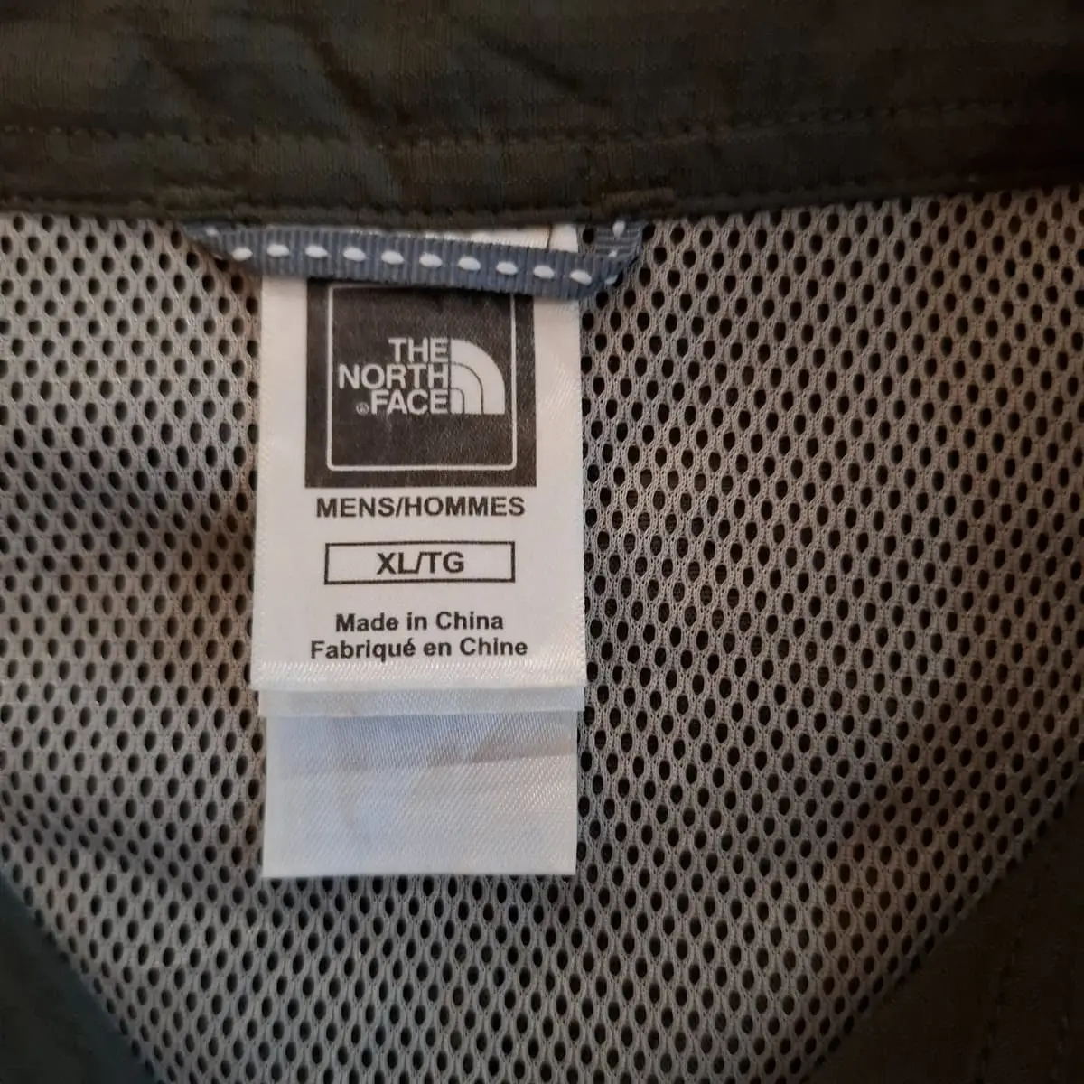 The North Face Sequoia Long-Sleeve Hiking Shirt - Men's XL (Like New)