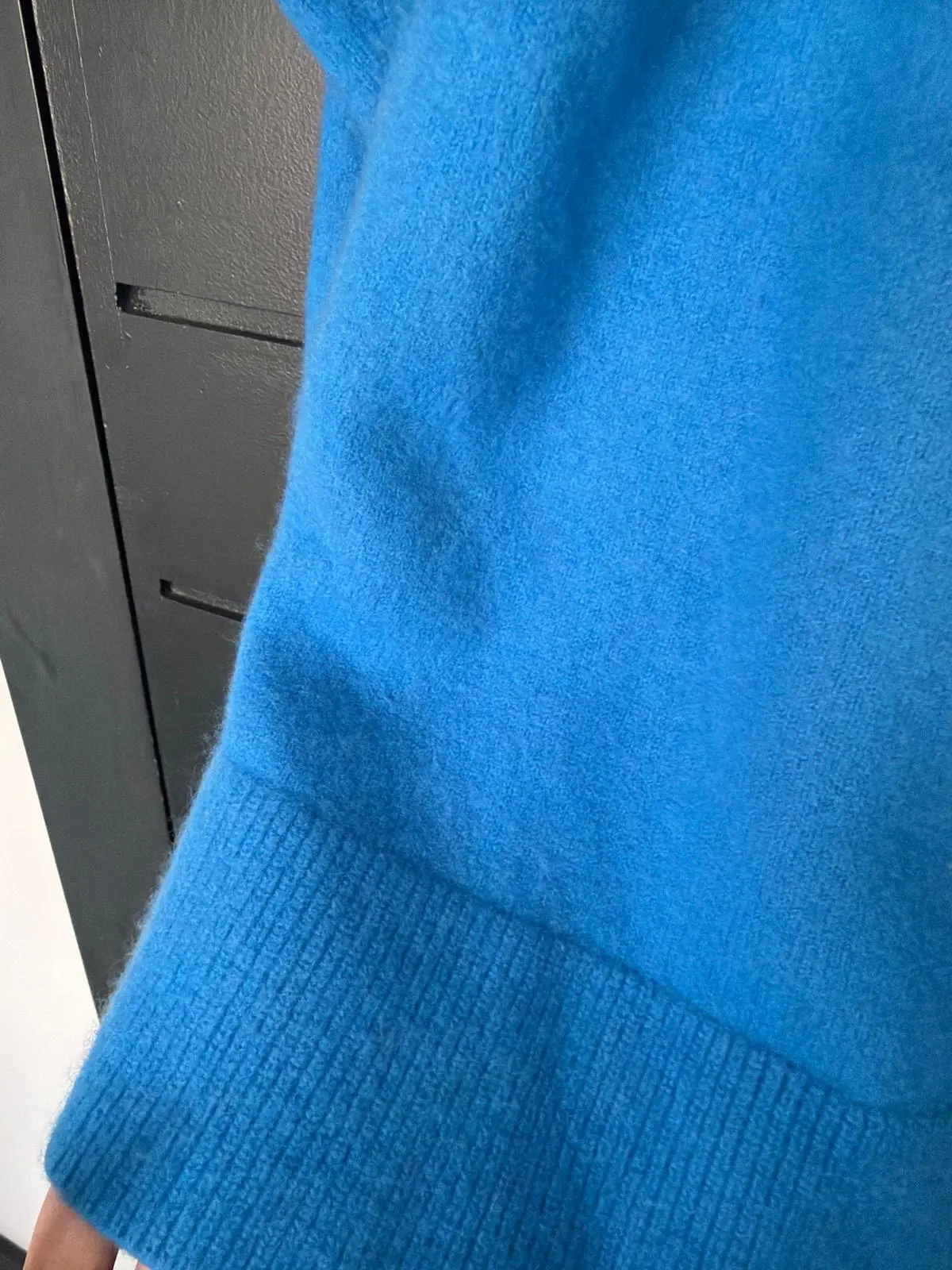 Witchery Blue Knit Sweater Medium