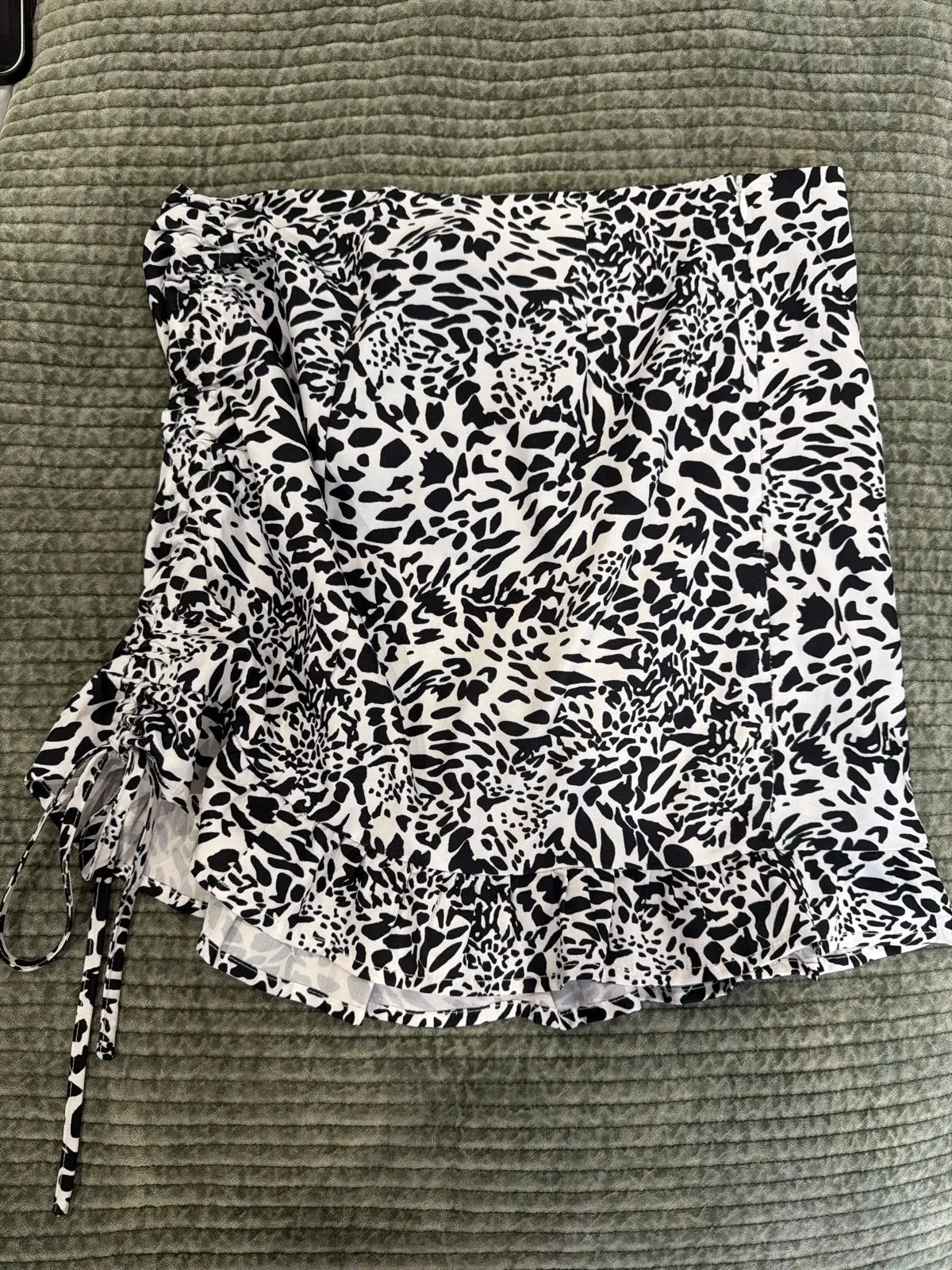 Shein Black and White Animal Print Skirt