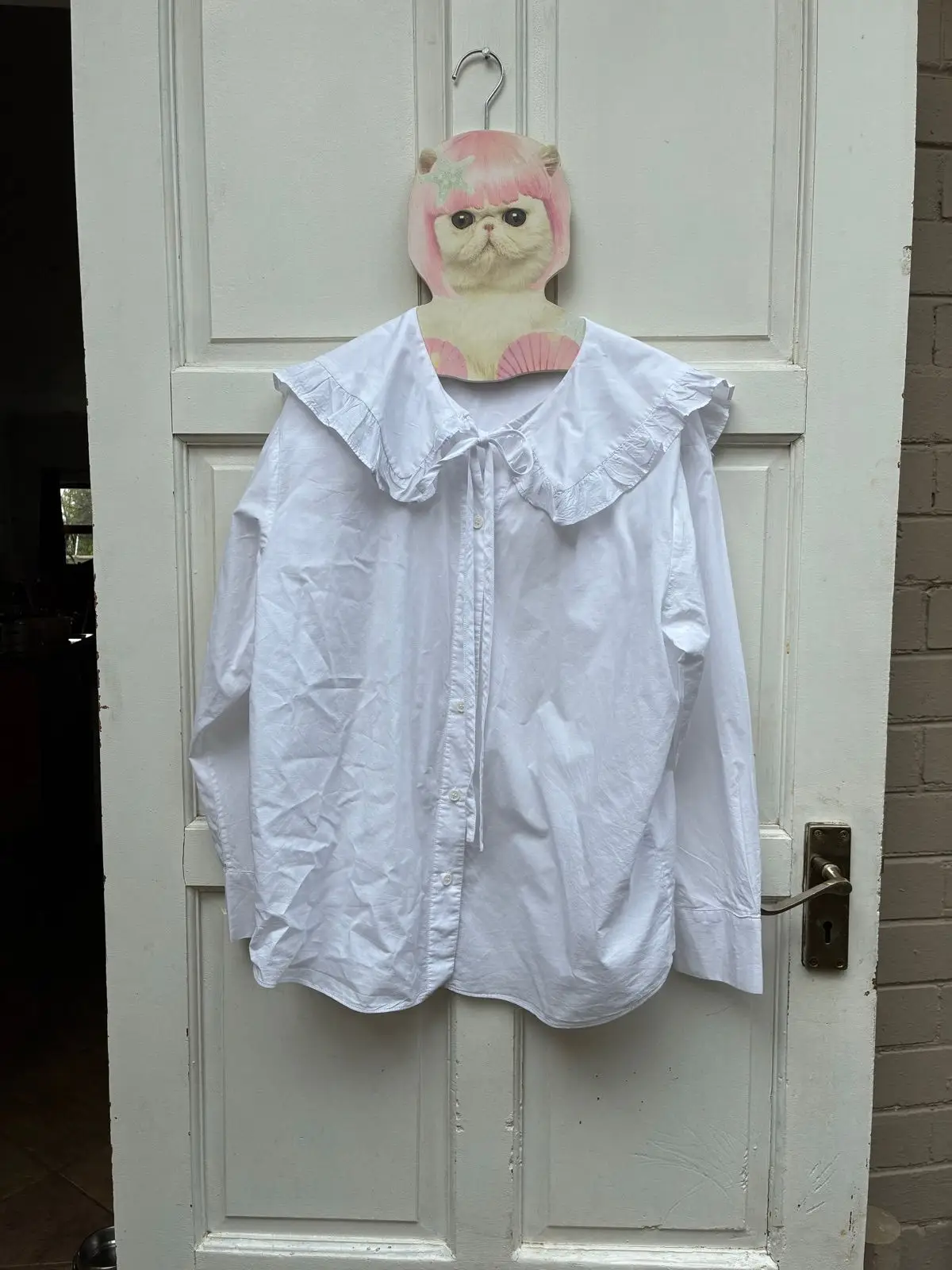 Zara White Long Sleeve Blouse with Ruffled Collar