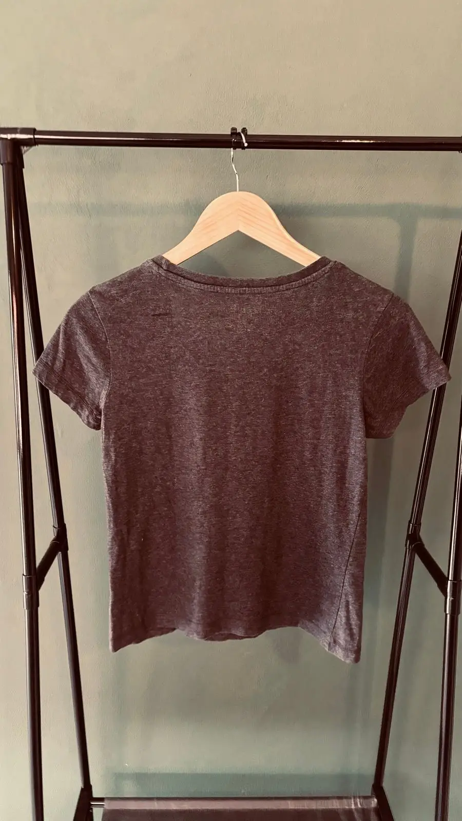 Reebok Grey Graphic T-Shirt Medium