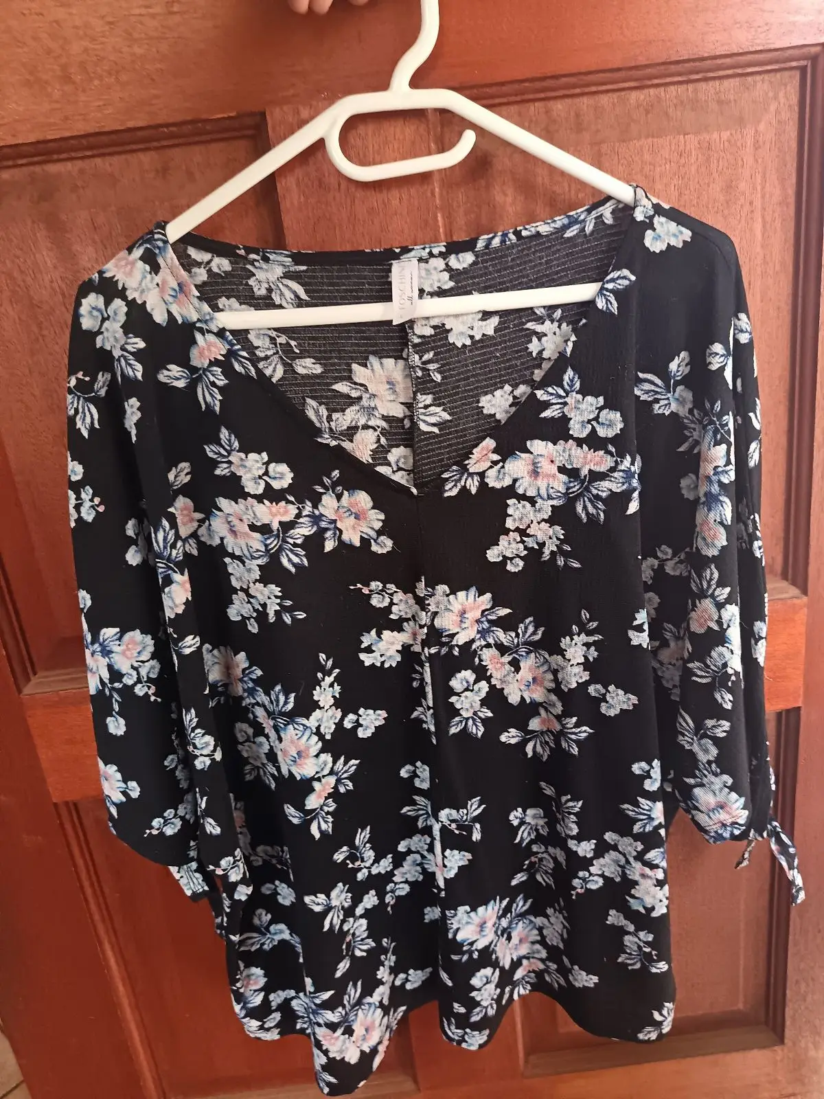 Foschini Black Floral V-Neck Top