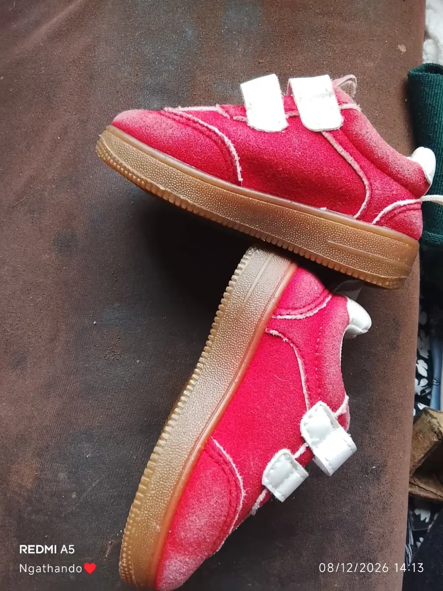 Baby soft soft sole walkers